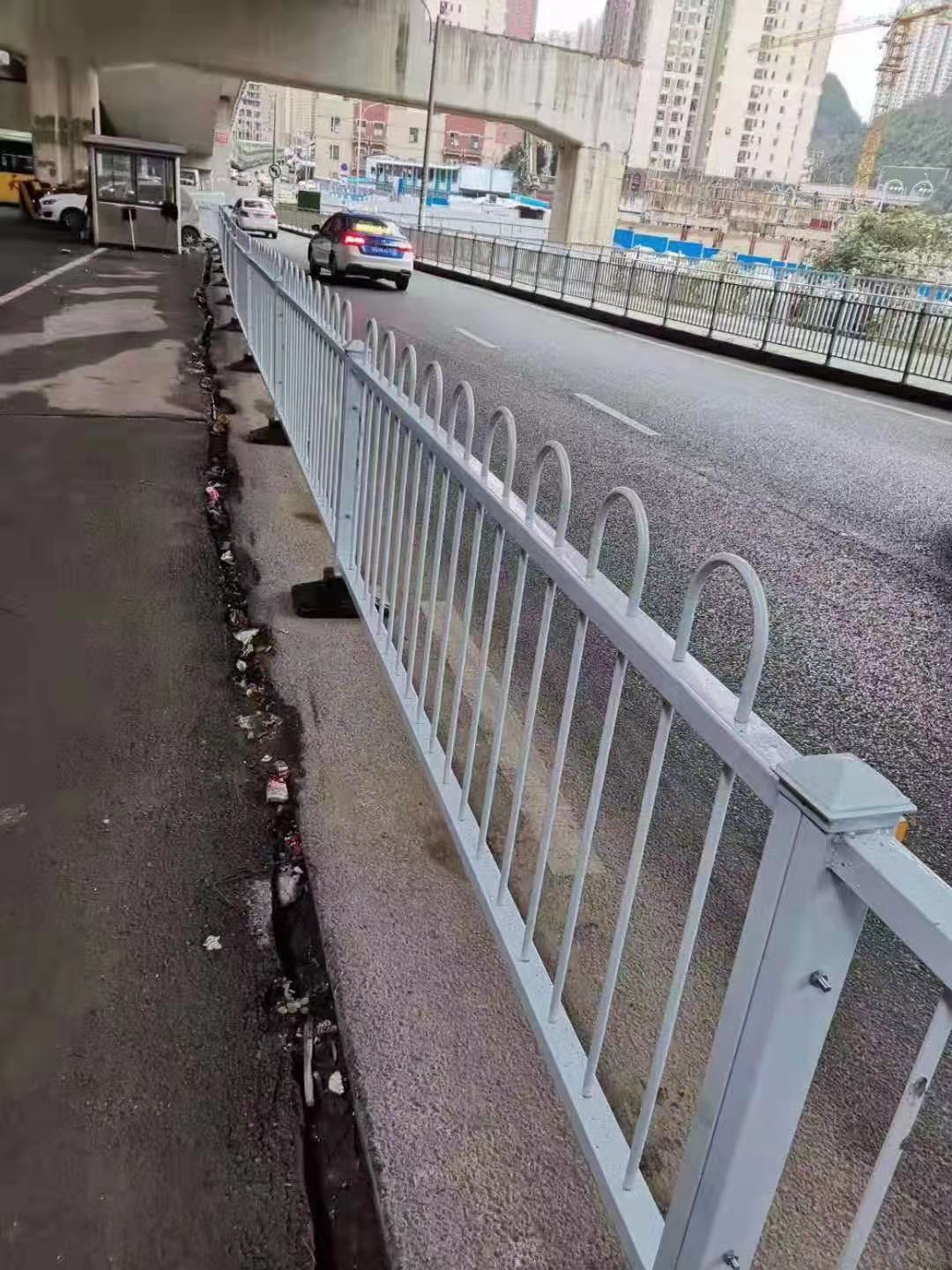 交通護欄 (4)